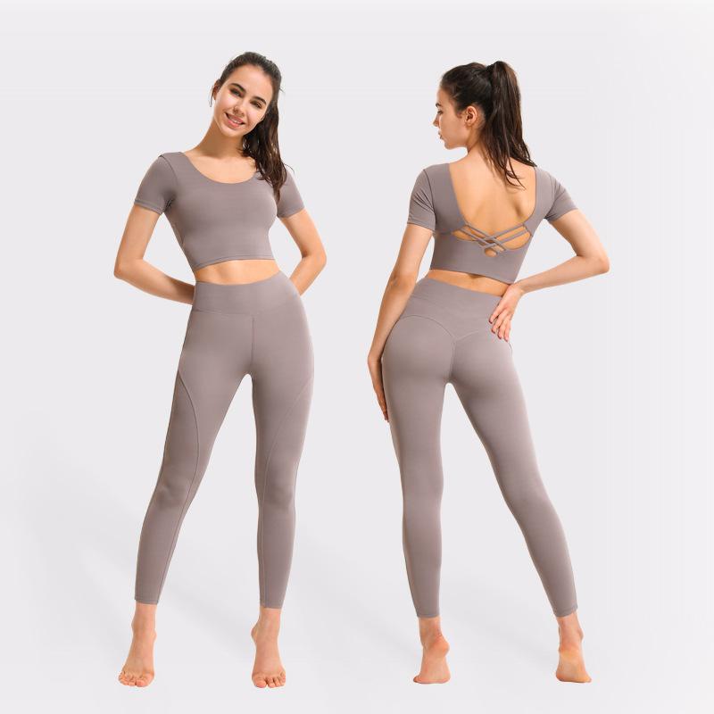 Breathable Women's Yoga Suit